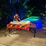 WAHYU Joglo Pool Seminyak Honeymoon Oasis