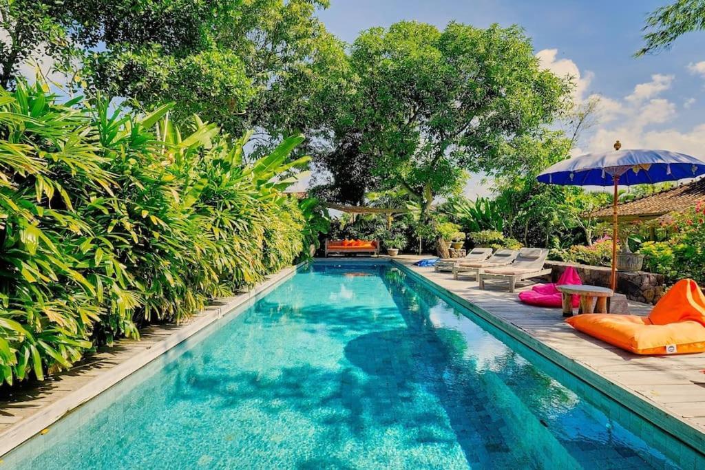 Villa Wahyu Joglo Pool Honeymoon Oasis *